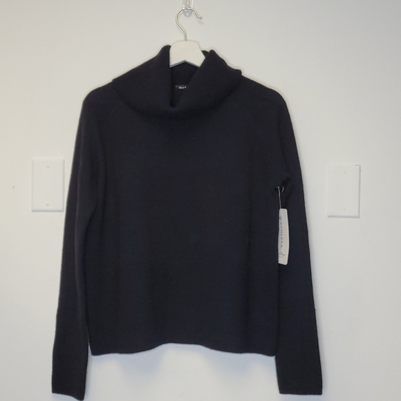 ATHLETA Wool Cashmere Alpine Turtleneck Sweater In Black Size XXS - Picture 2 of 15